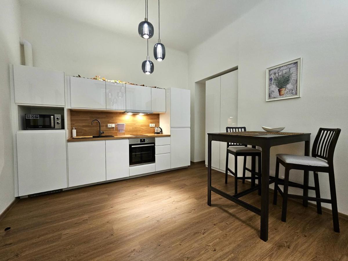 Sweet Apartment In The Heart Of 布拉格 外观 照片